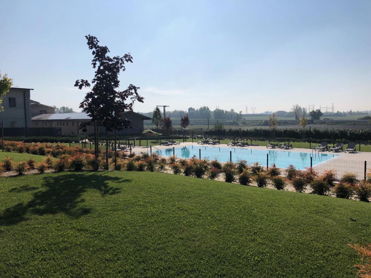 Agricamping Al Grappolo Divino Feriegård Lazise